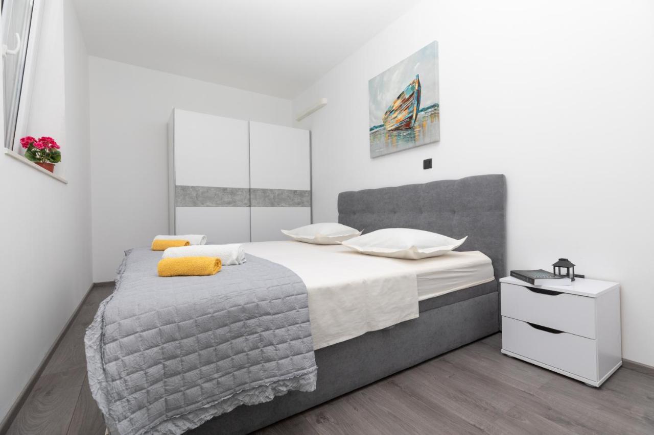 Apartment Viva Σπλιτ Εξωτερικό φωτογραφία