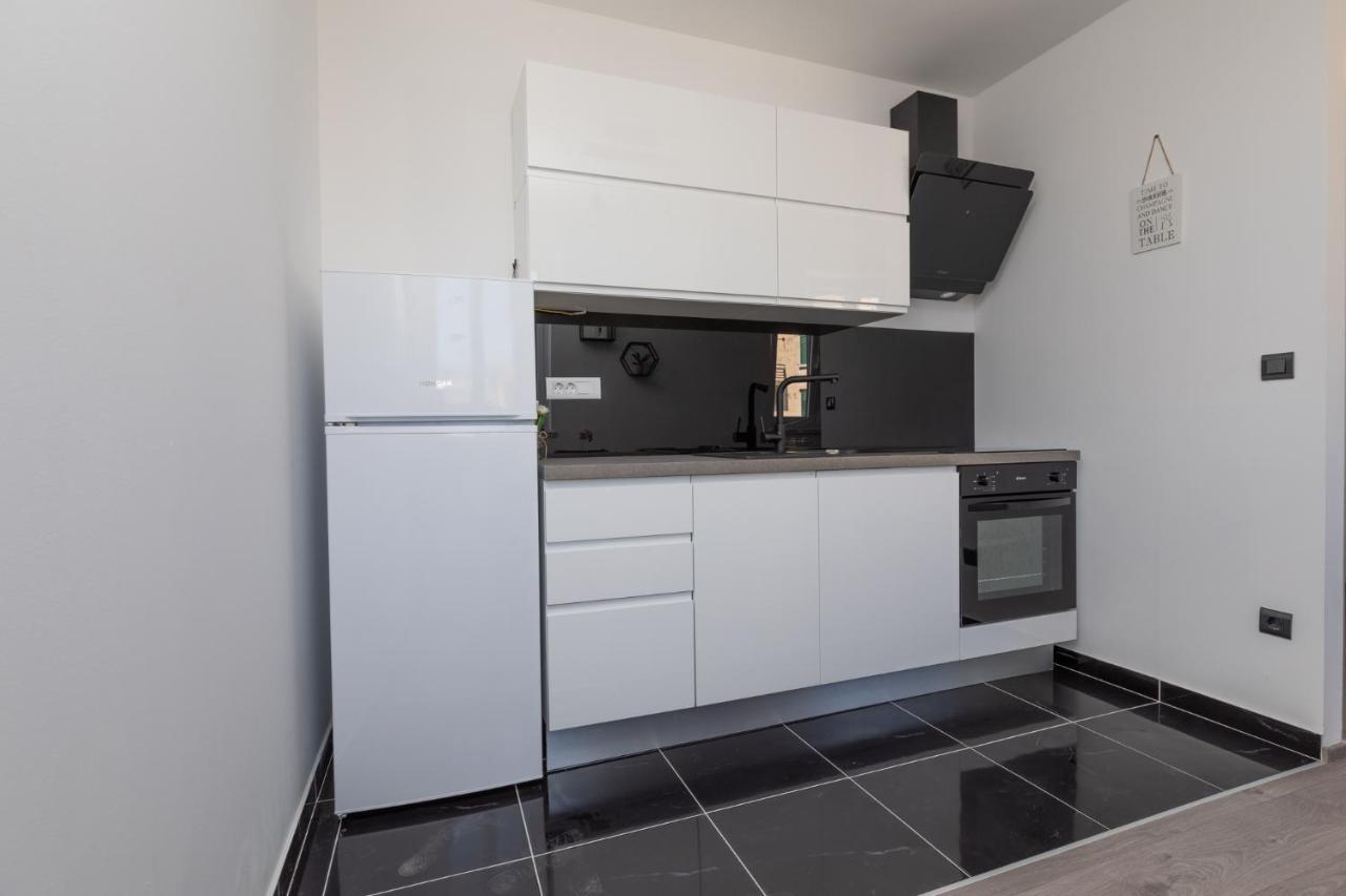 Apartment Viva Σπλιτ Εξωτερικό φωτογραφία
