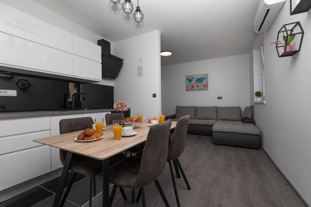 Apartment Viva Σπλιτ Εξωτερικό φωτογραφία